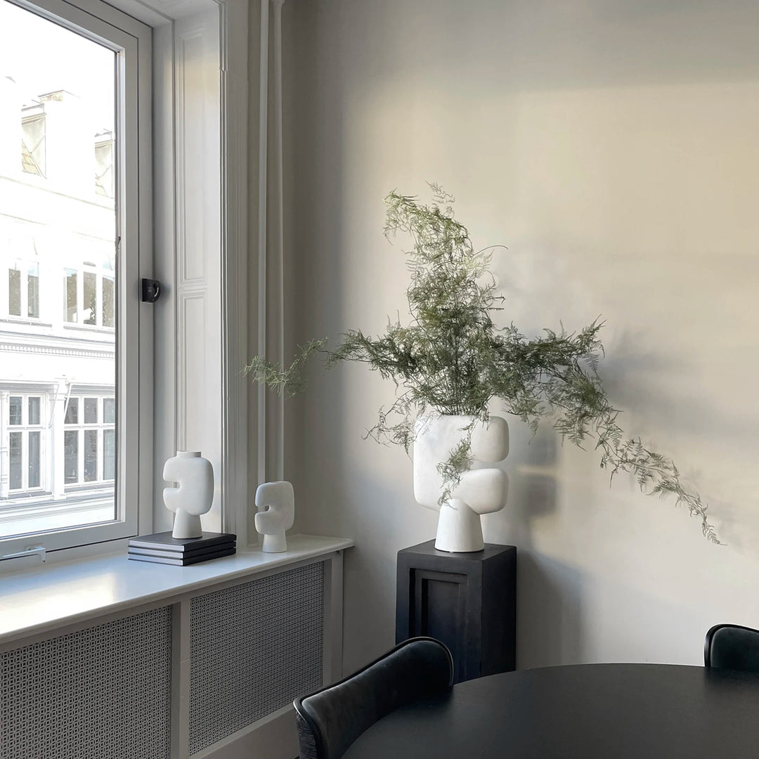 Tribal Vase, Medio - Bone White Vases 101 Copenhagen   