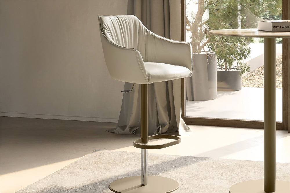 Era Adjustable Bar Stool Bar + Counter Stools Eforma