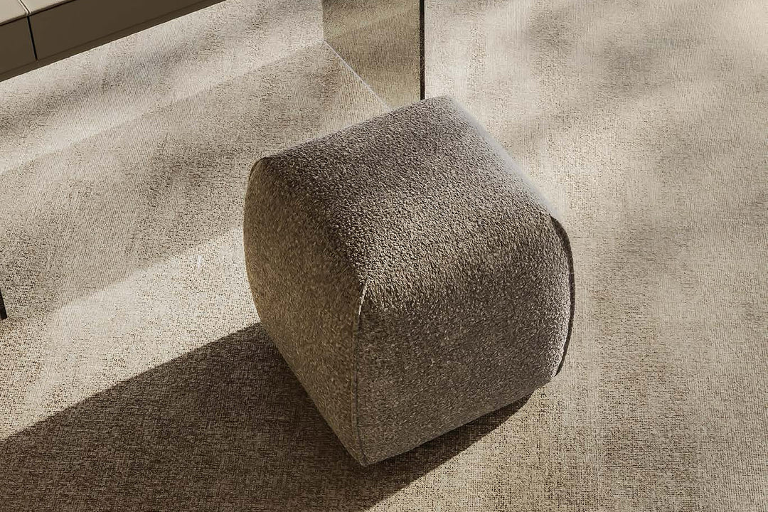 Nico Pouf Poufs + Stools Eforma