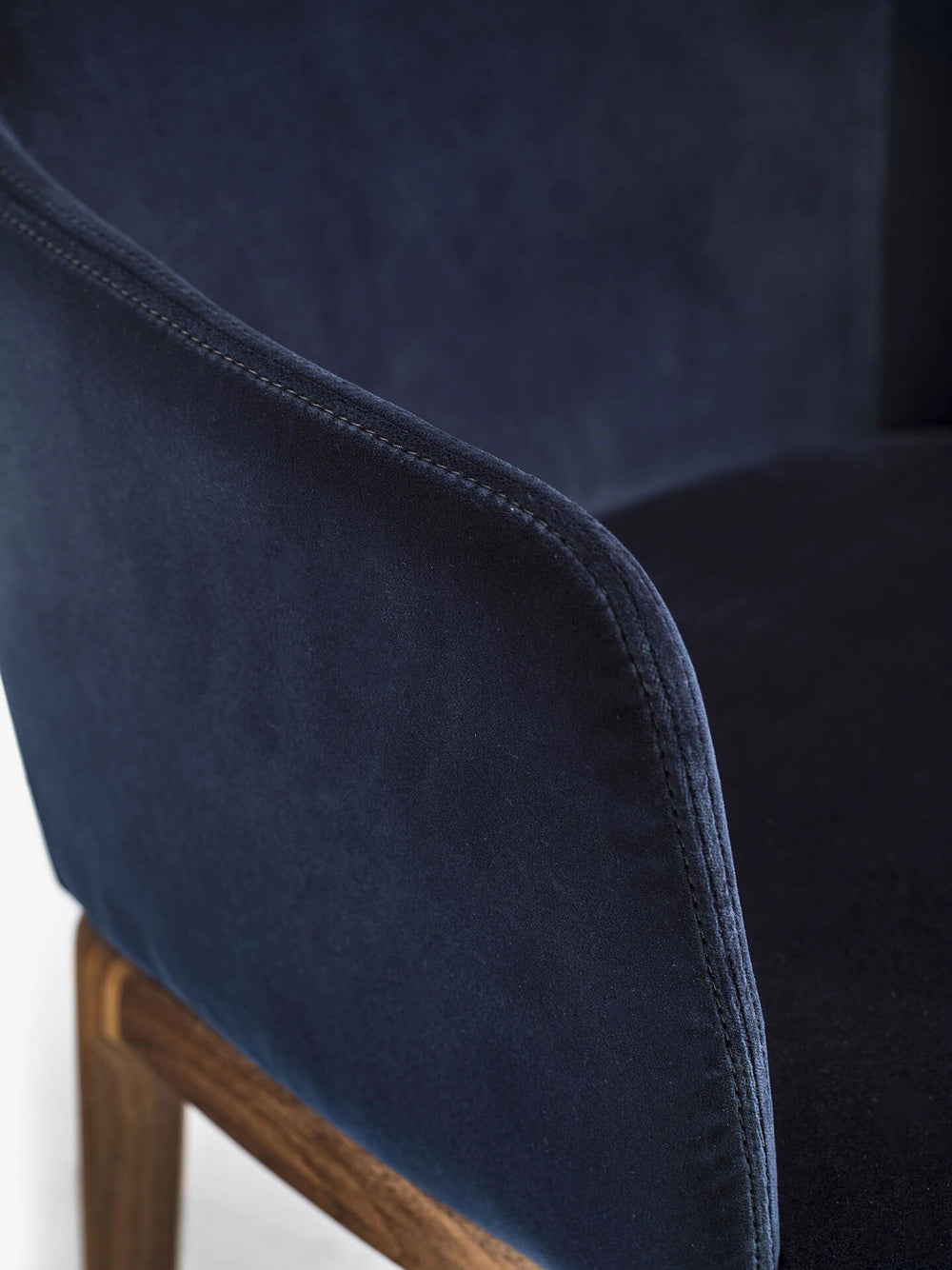 Cloe Arm Armchair Chairs & Armchairs Riva 1920