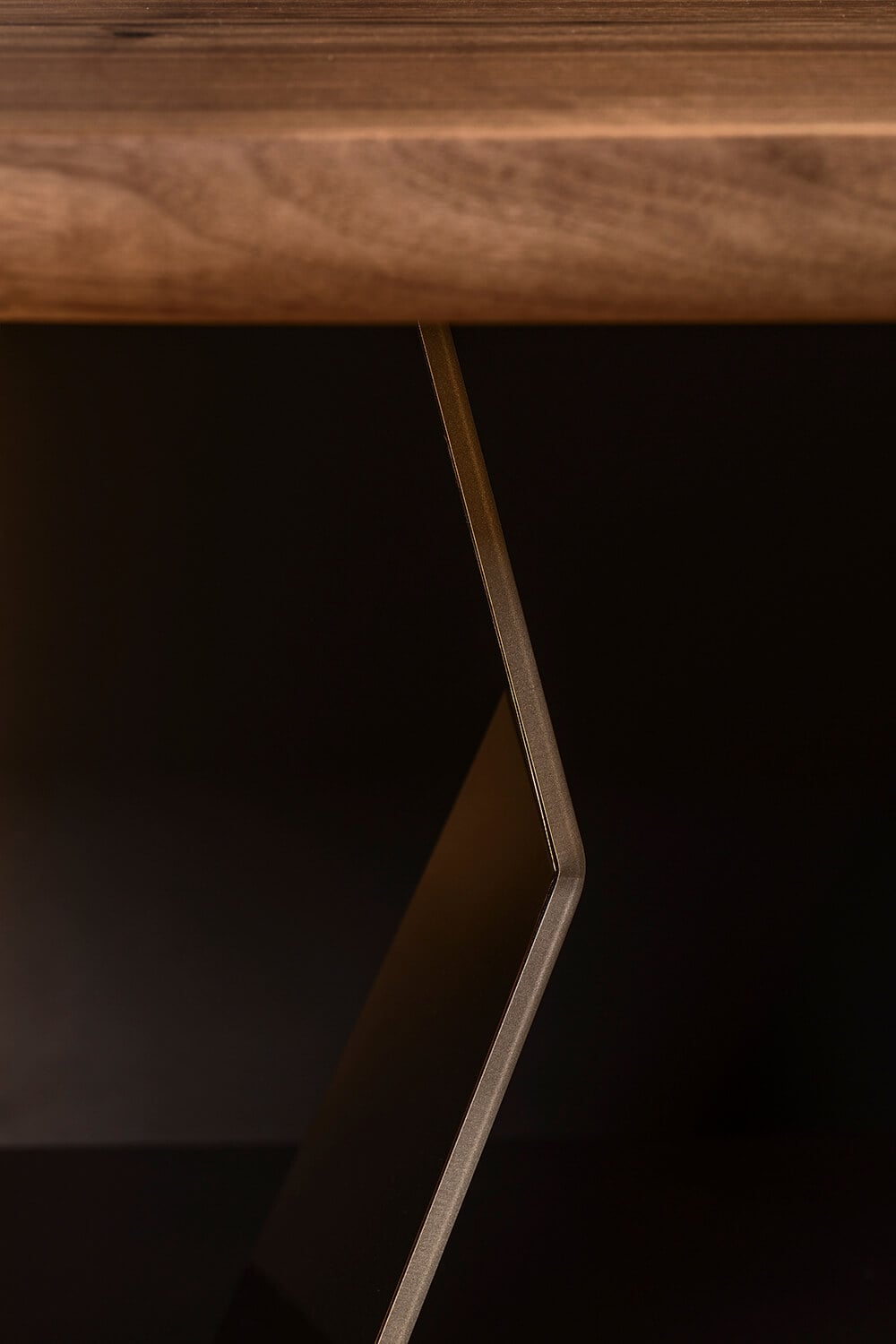 Bedrock 100+6 Table Fixed Tables Riva 1920
