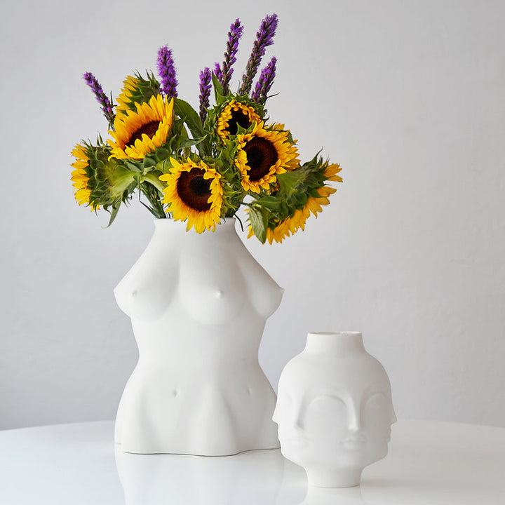 Luciana Vase Jonathan Adler