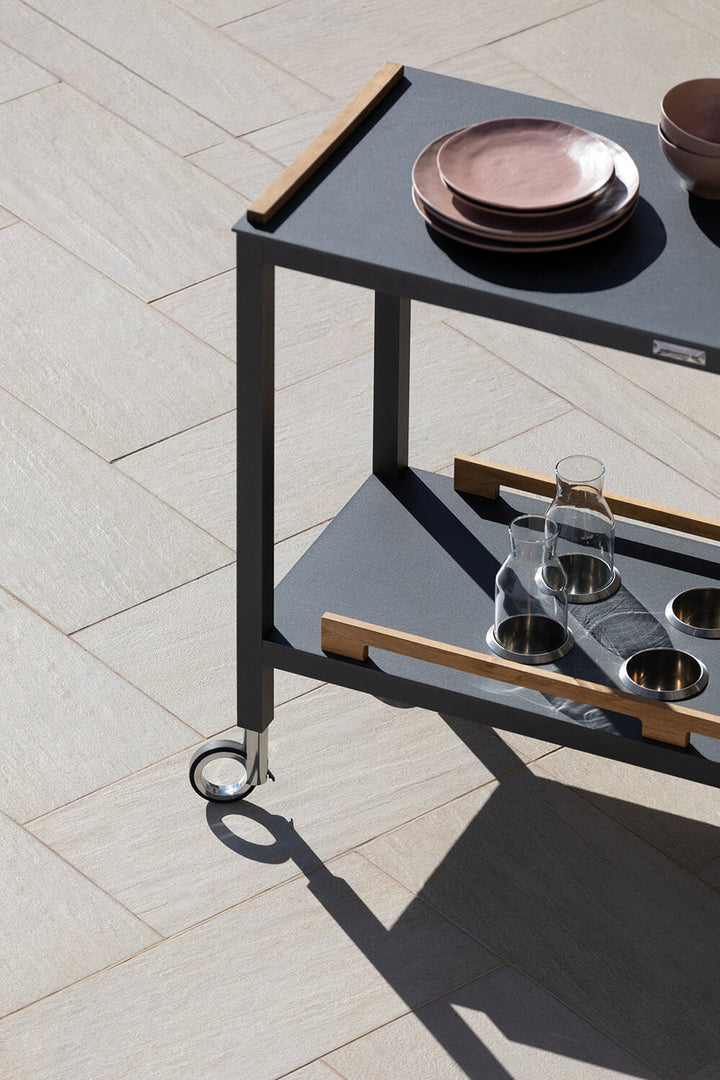 Flair Console Complements Atmosphera