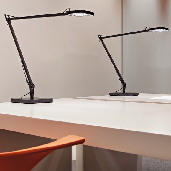 Kelvin Green Mode Table Lamp Desk Lamps FLOS