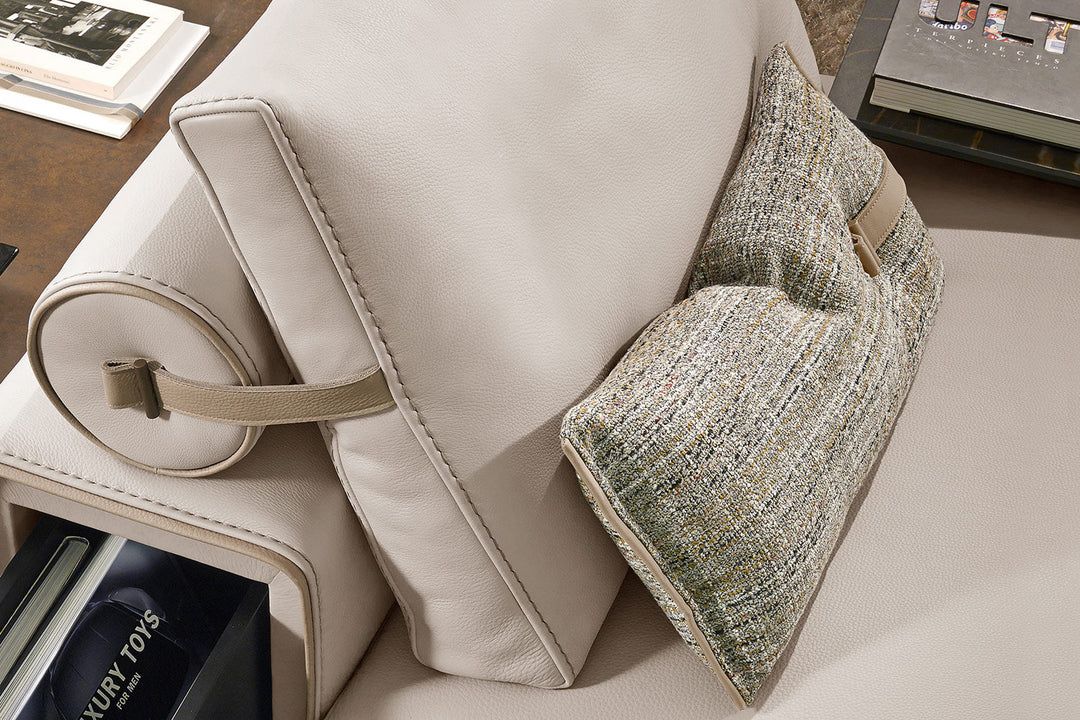 C0202 Pillow Accent Pillows Gamma Arredamenti