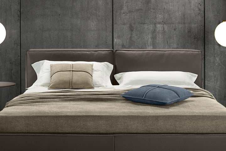 C98 Pillow Accent Pillows Gamma Arredamenti