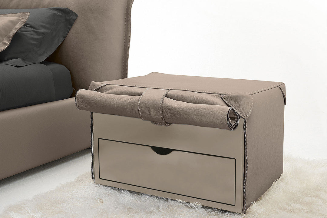 Desire Nightstand Nightstands Gamma Arredamenti