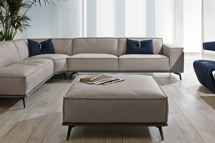 Edwin Ottoman Ottomans + Stools Gamma Arredamenti