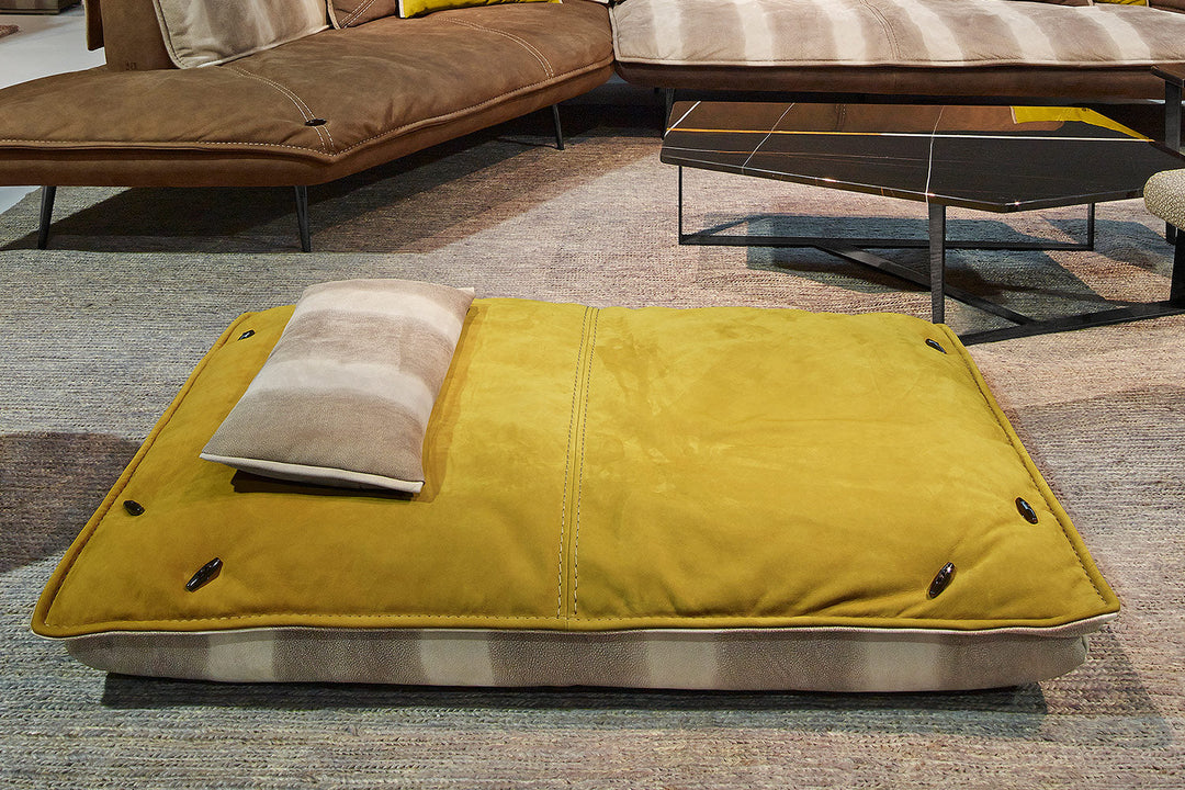 Floor Pillow Ottomans + Stools Gamma Arredamenti