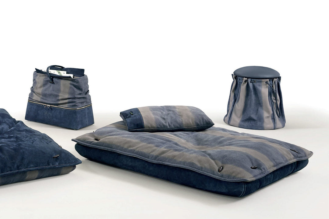 Floor Pillow Ottomans + Stools Gamma Arredamenti