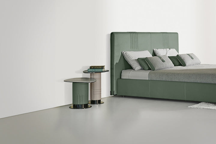 GMM Philly Shaped End Table End Tables Gamma Arredamenti