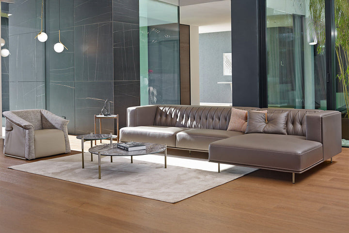 McQueen Sectional Sofa with Chaise Sectionals Gamma Arredamenti
