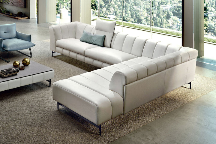 Nautilus Sectional Sofa with Peninsula Sectionals Gamma Arredamenti