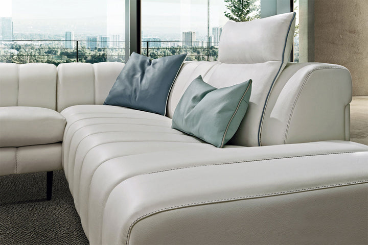 Nautilus Sectional Sofa with Peninsula Sectionals Gamma Arredamenti