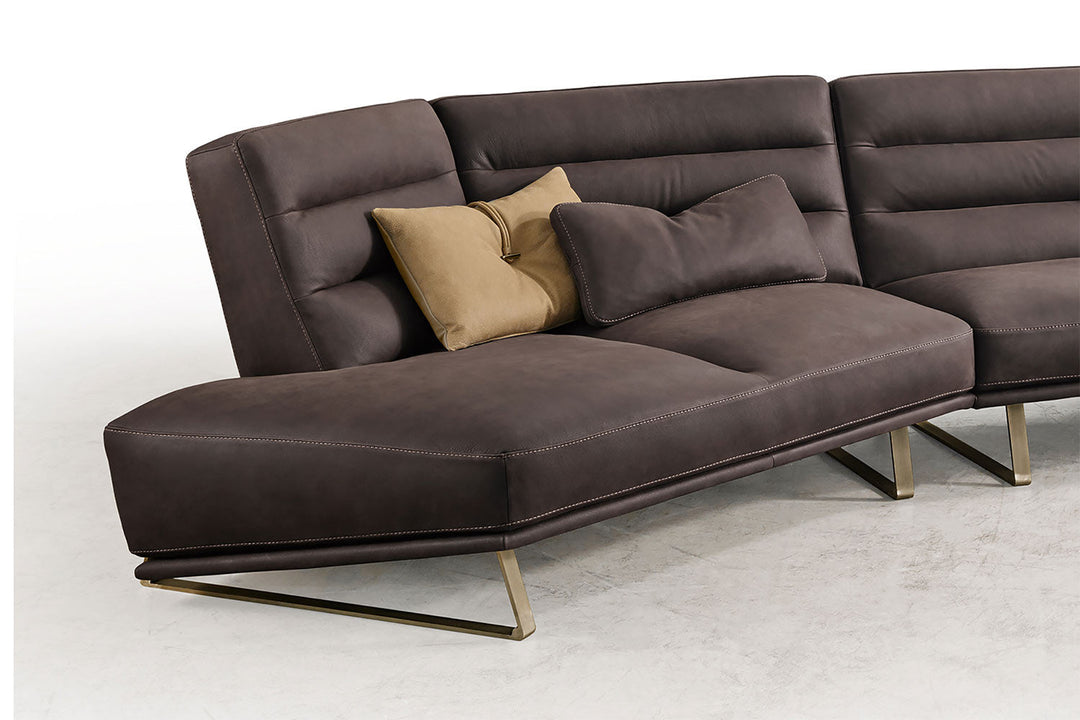 Renegade Angled Sectional Sofa with Peninsula Sectionals Gamma Arredamenti