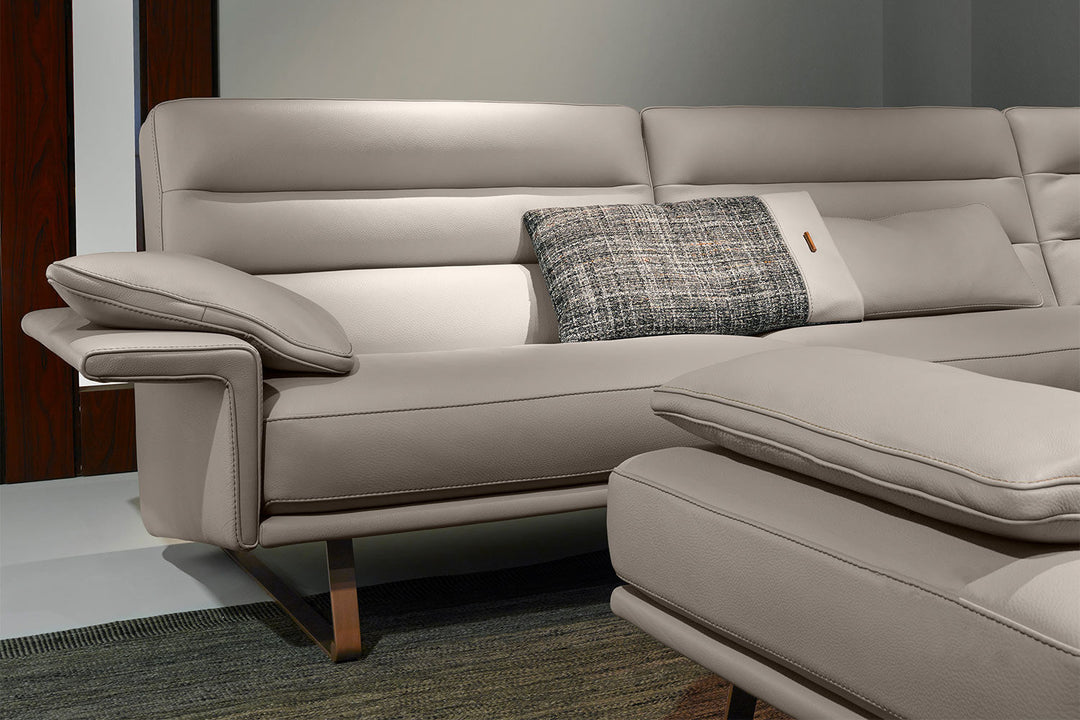 Renegade Angled Sectional Sofa with Peninsula Sectionals Gamma Arredamenti