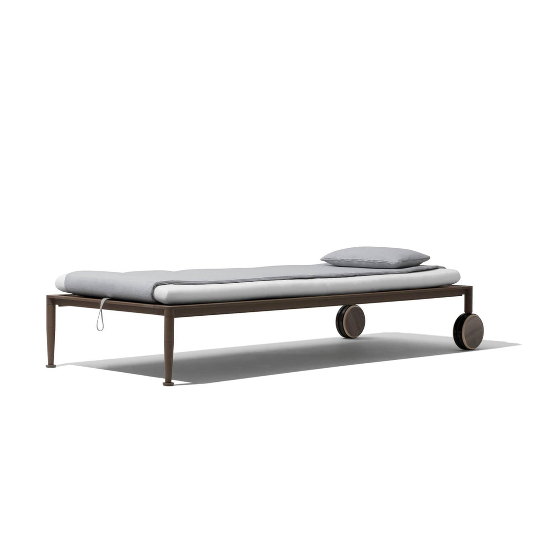 Gea Lounger Loungers Giorgetti