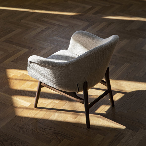 Harbour Upholstered Lounge Chair Chairs Audo Copenhagen