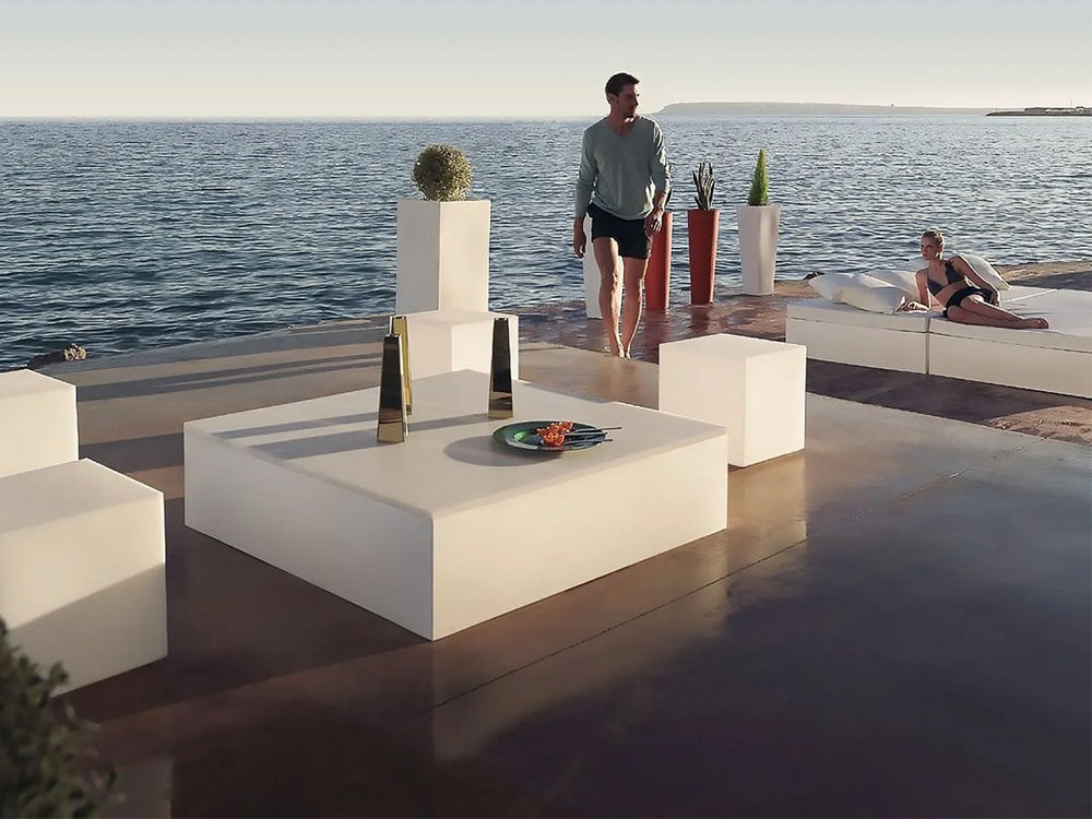 Jut Chill Ottoman Outdoor Vondom