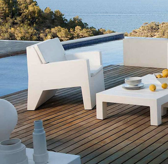 Jut Lounge Chair Outdoor Vondom