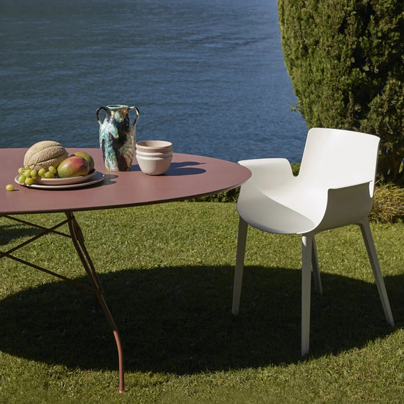 Glossy Outdoor Oval Dining Table Tables Kartell