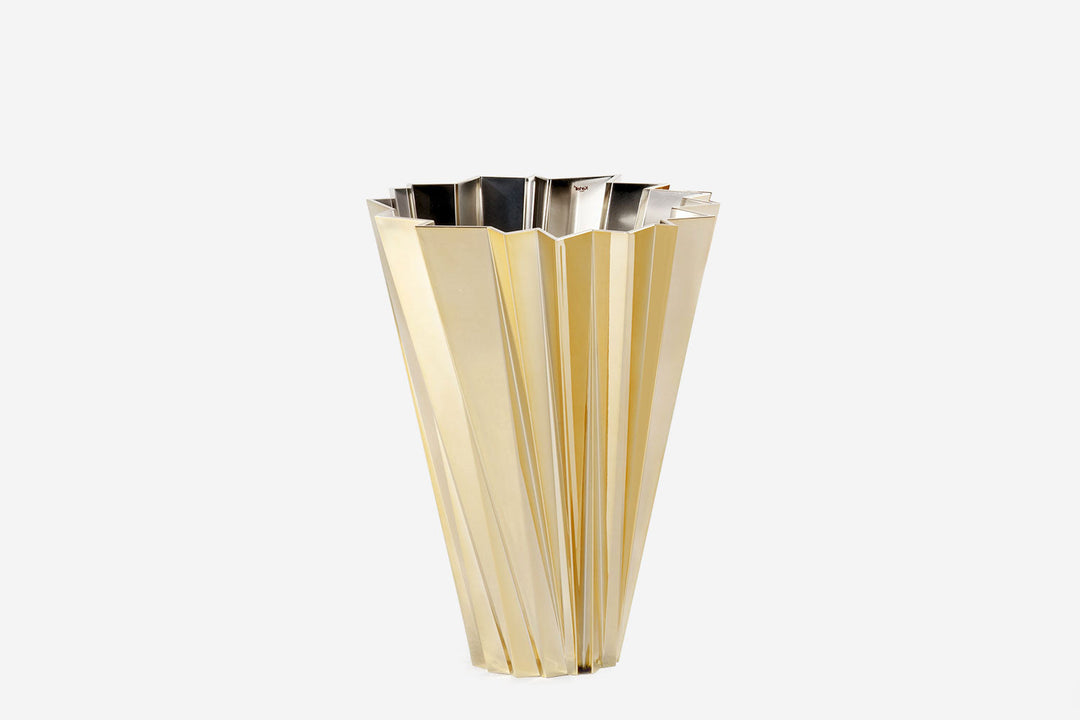 Shanghai Vase Vases + Planters Kartell