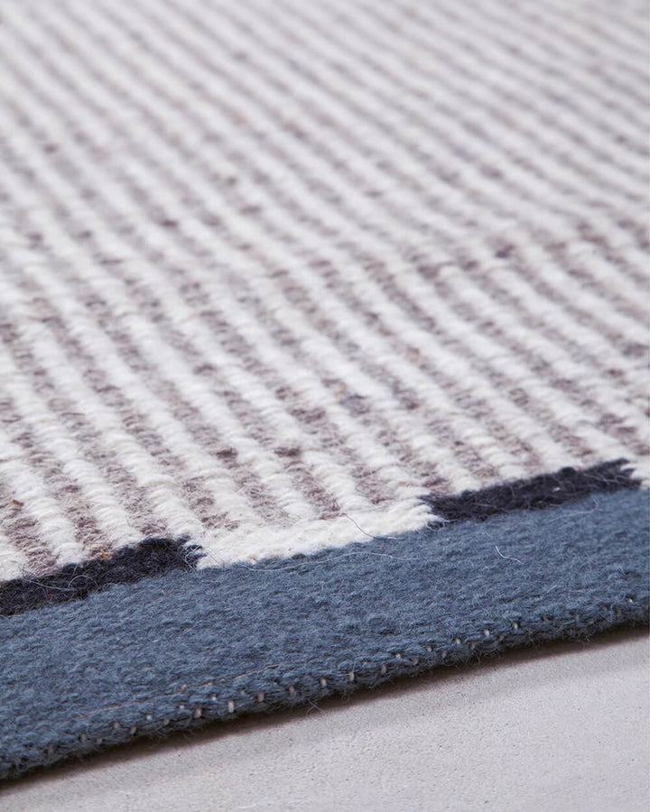 Khilim Rug Rugs Amini