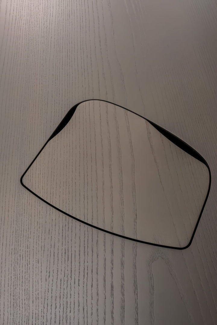 Kimé Desk - Maserati Edition Office Desks & Drawers Giorgetti