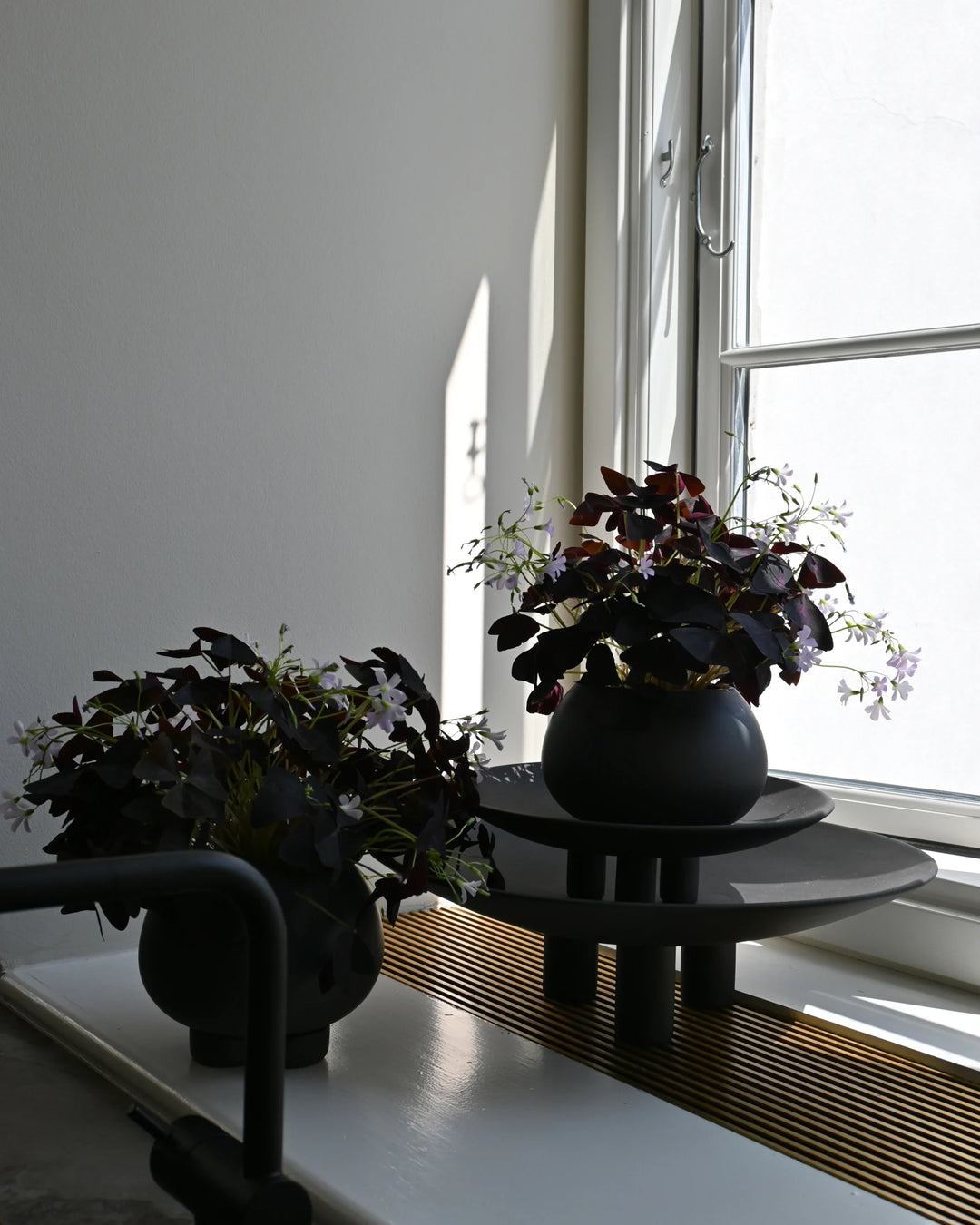 Urchin Plant Pot, Petit - Coffee Home & Garden:Home Décor:Other Home Décor 101 Copenhagen   