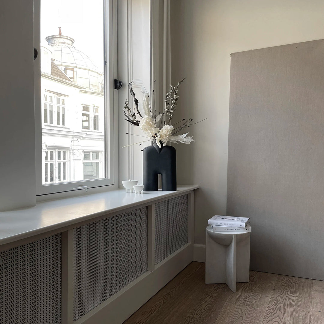 Cobra Tall, Medio - Black Vases 101 Copenhagen   