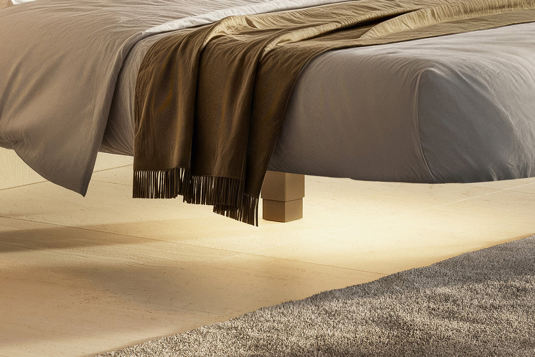 Roundy Wide Fluttua Bed Beds Lago