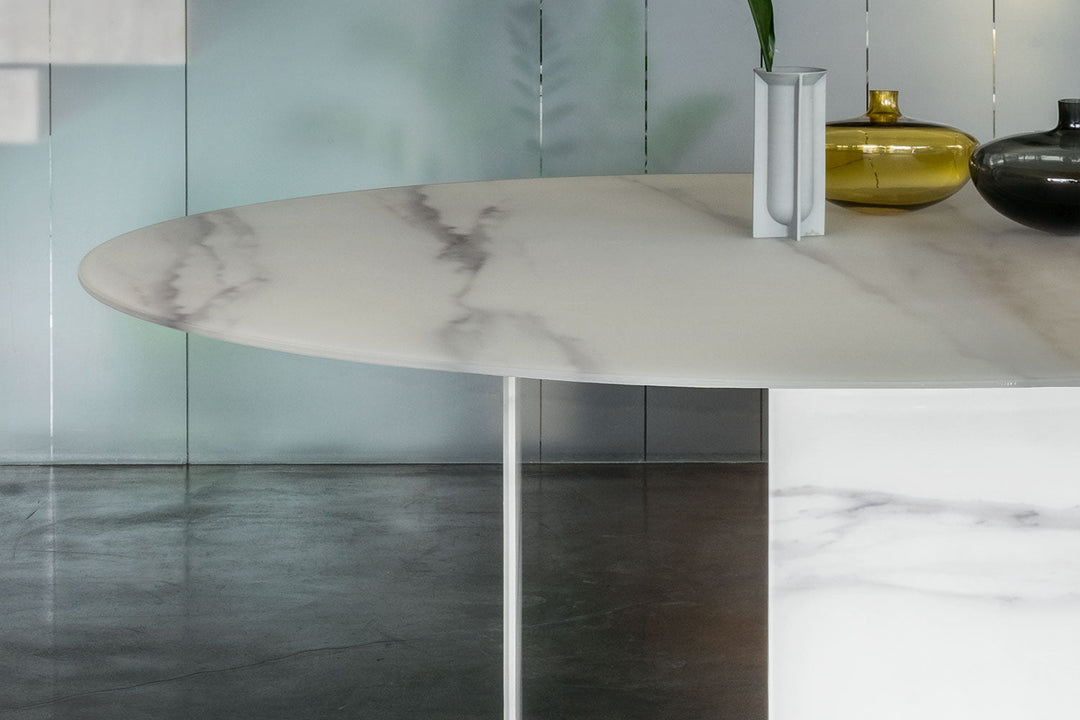 Stratum Round Dining Table Kitchen Tables Lago