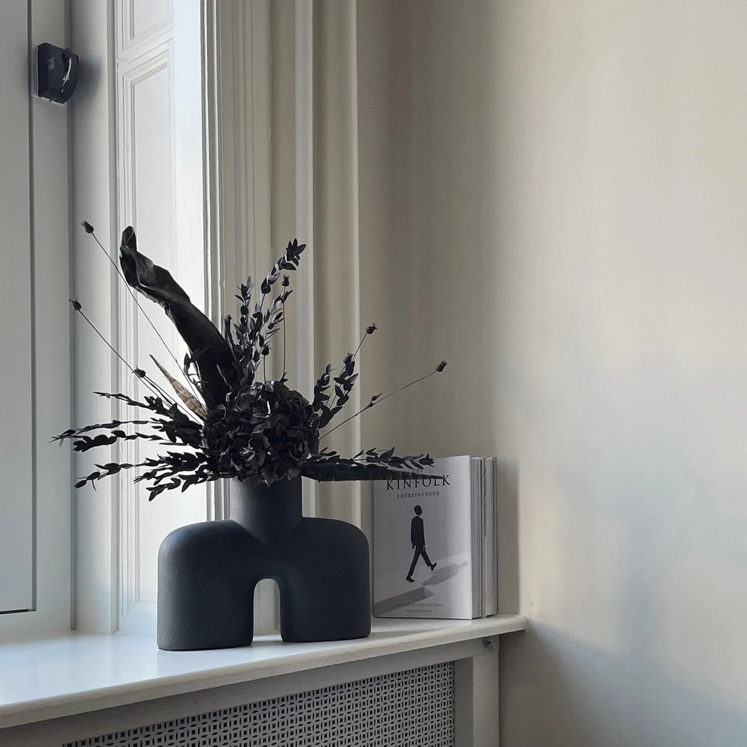 Cobra Uno, Medio - Black Vases 101 Copenhagen   
