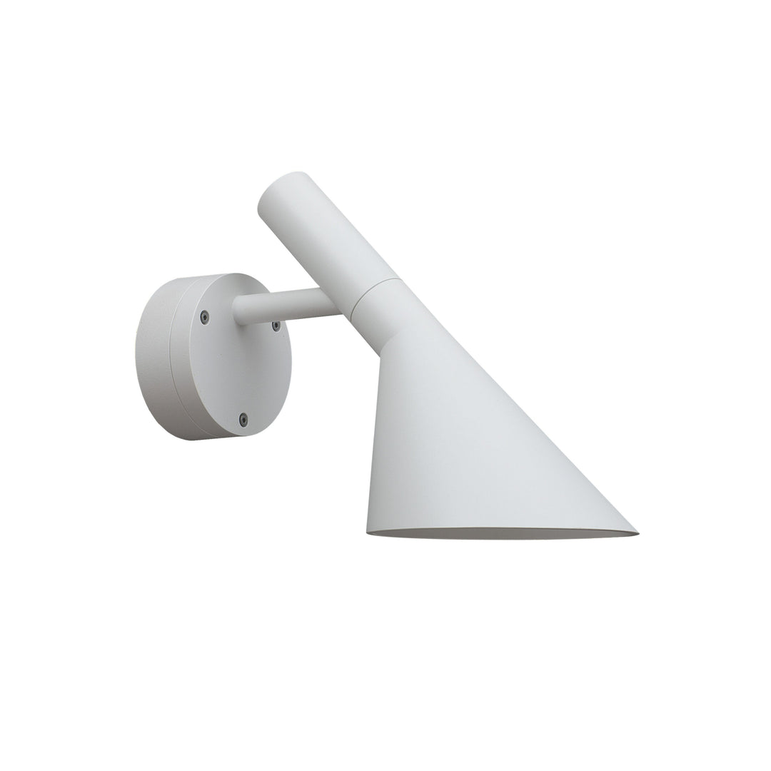AJ 50 Outdoor Wall Light Louis Poulsen White