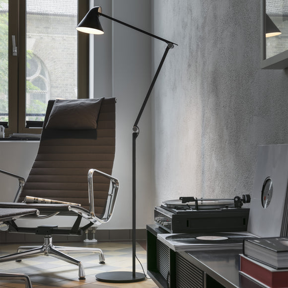 NJP Floor Lamp Floor Lamps Louis Poulsen
