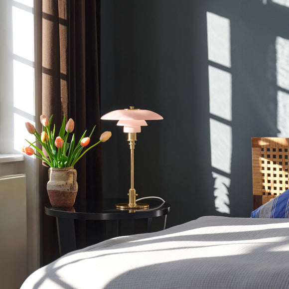 PH 3/2 Glass Table Lamp Table Lamps Louis Poulsen