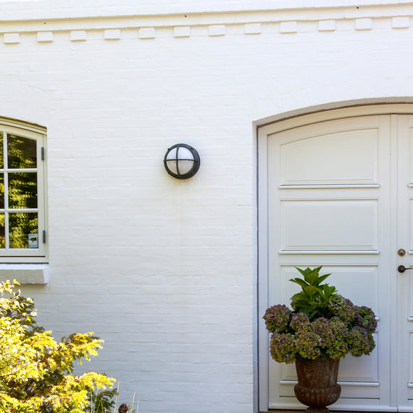 Skot Outdoor Wall or Ceiling Light Louis Poulsen