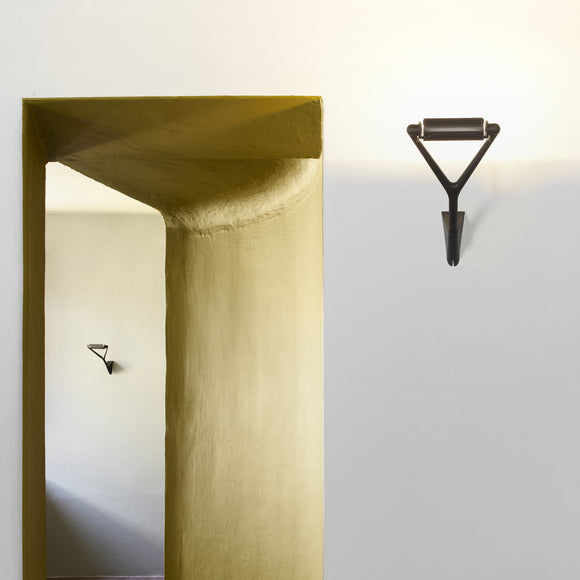 Lola Wall Sconce Wall Light Fixtures Luceplan