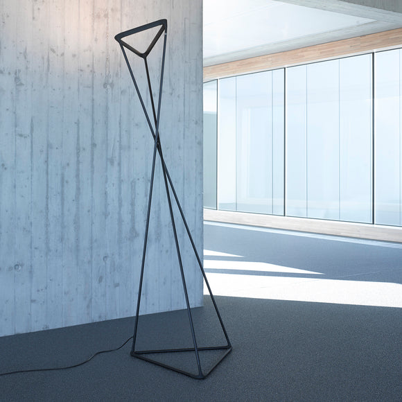 Tango Floor Lamp Floor Lamps Luceplan