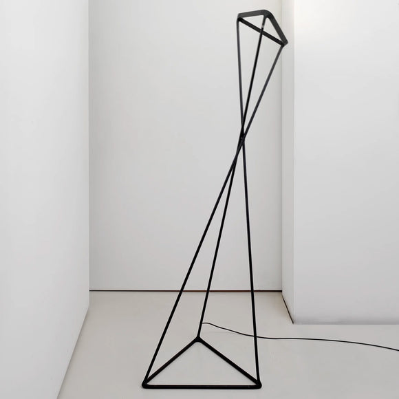 Tango Floor Lamp Floor Lamps Luceplan