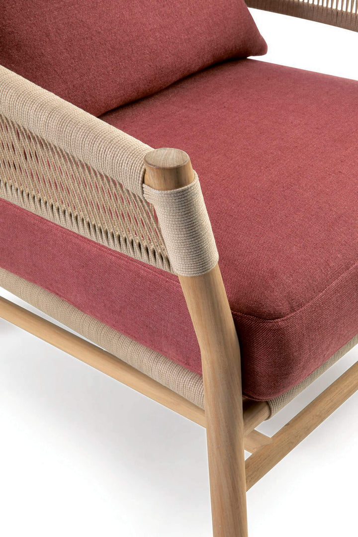 Kilt Lounge Chair