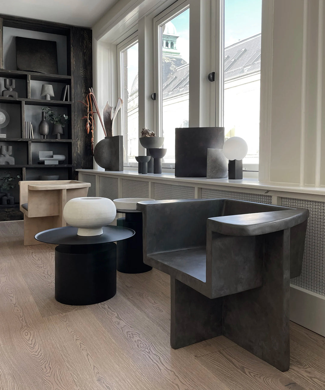 Brutus Lounge Chair - Dark Grey Chairs 101 Copenhagen   