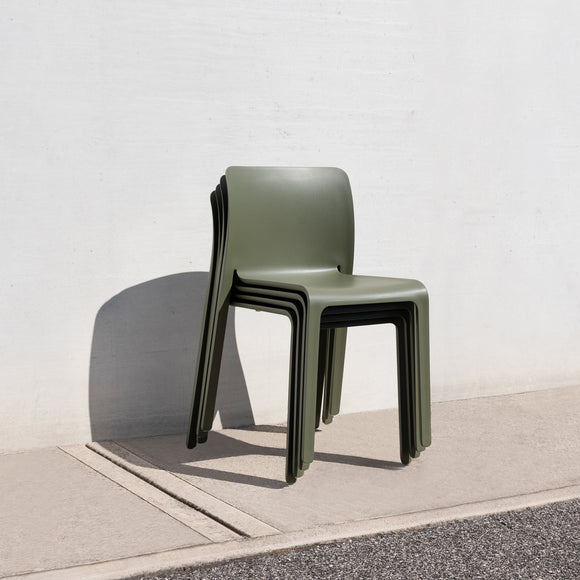 First Outdoor Stacking Chair (Set of 2) Chairs Magis