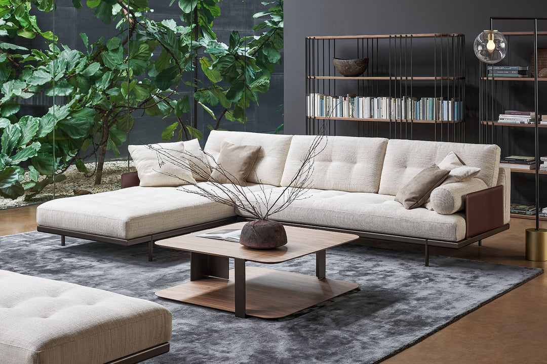 Maximilian Sectional Sofa with Chaise Bonaldo