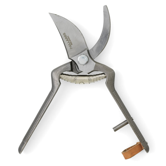 Pallares x Menu Plant Pruner Gardening Audo Copenhagen