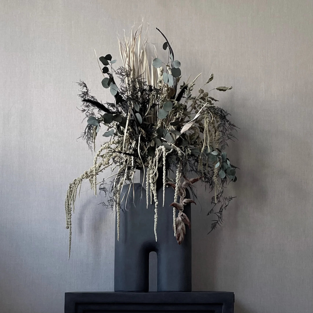 Cobra Tall, Hexa - Black Vases 101 Copenhagen   