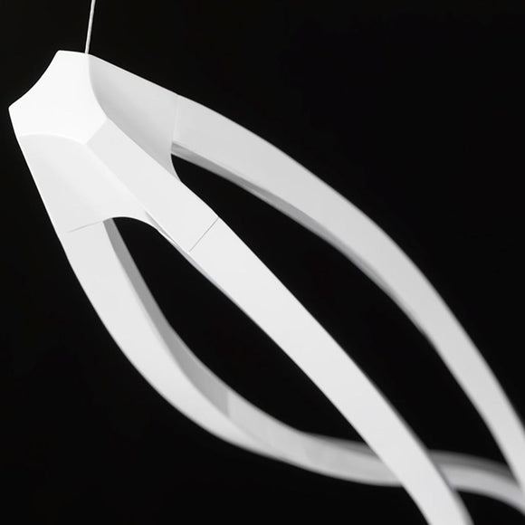 In the Wind Horizontal Pendant Light NEMO