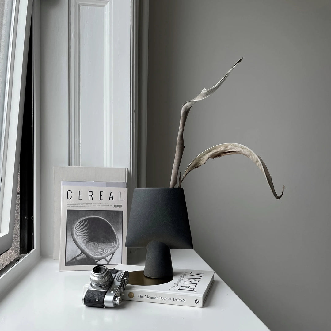 Sphere Vase Square, Mini - Black Vases 101 Copenhagen   