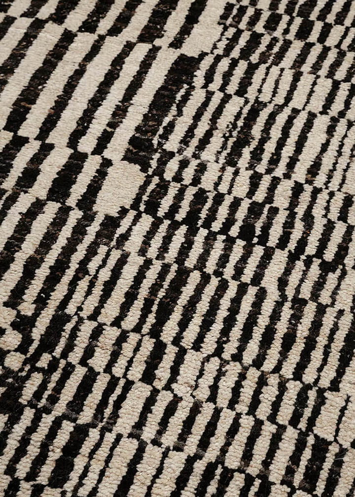 One of a Kind Rug Rugs Amini