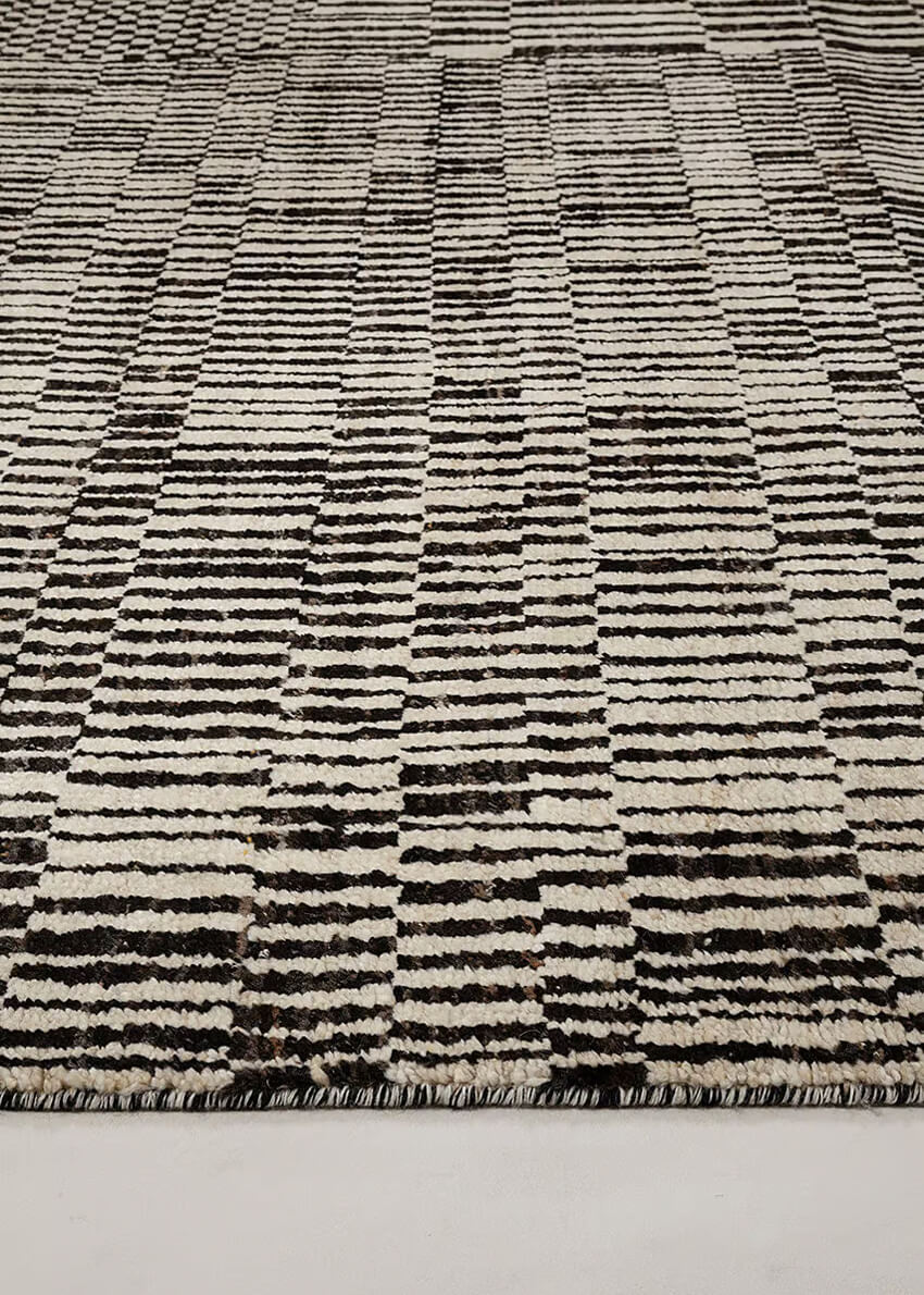 One of a Kind Rug Rugs Amini